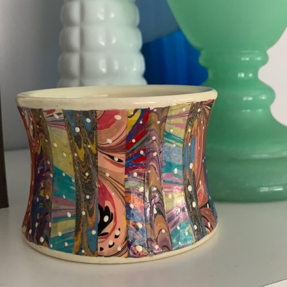 Vintage one of a kind hand painted bangle bracelet - Picture 3 of 6